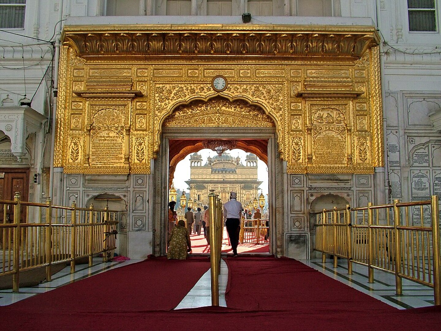 Main entrance to Golden Temple complex